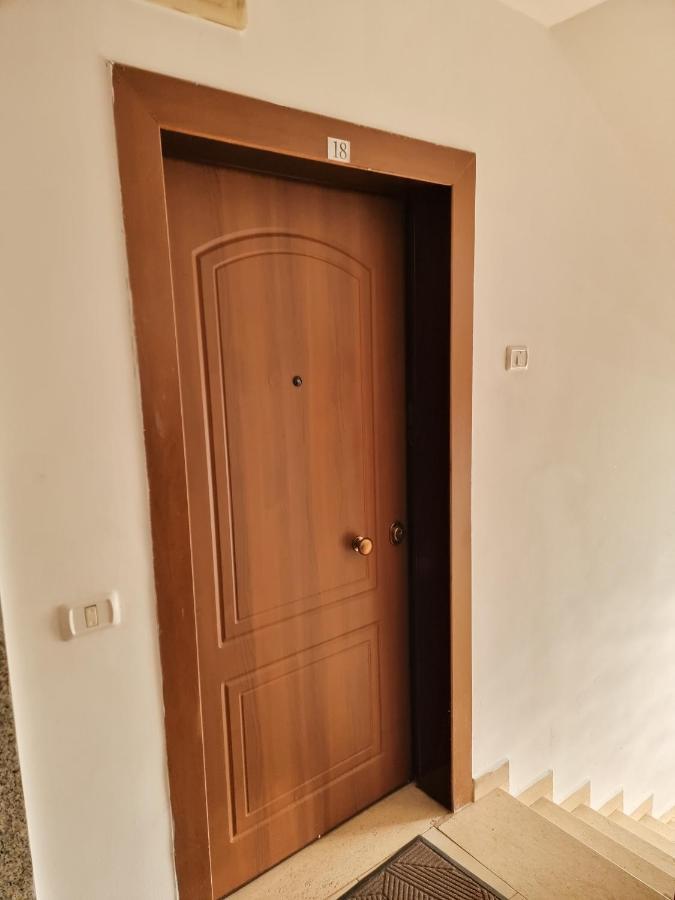 Hera'S Home Tiran Dış mekan fotoğraf