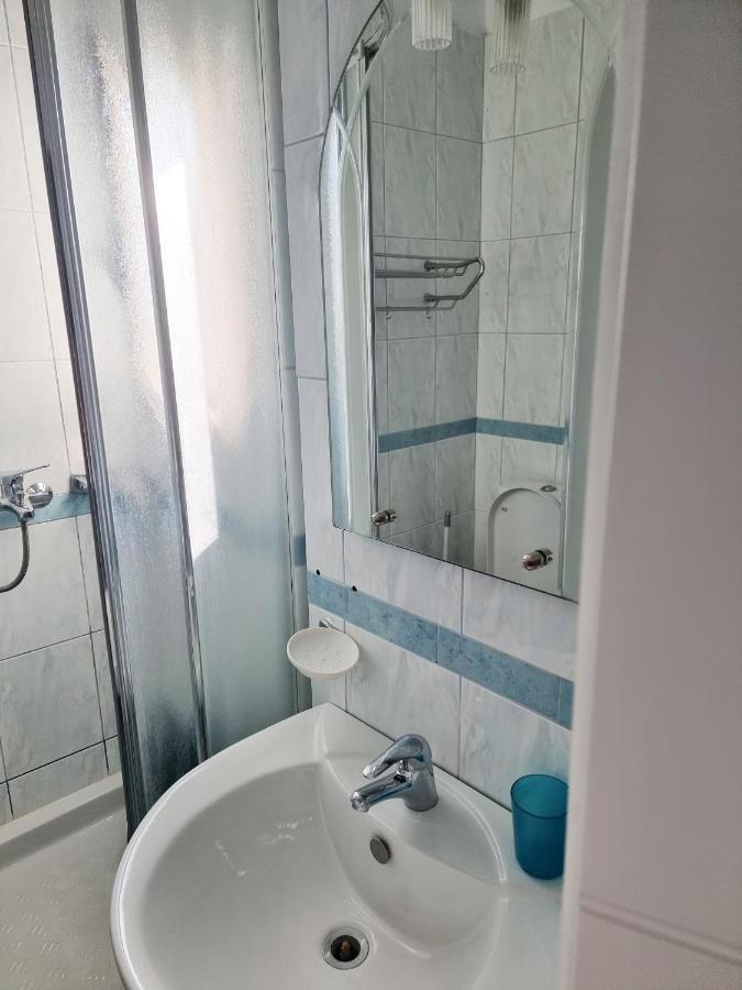 Hera'S Home Tiran Dış mekan fotoğraf